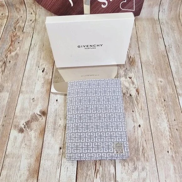 NIB GIVENCHY Embroidered Passport Holder, Gray & Ivory Monogram Pattern - Picture 2 of 10